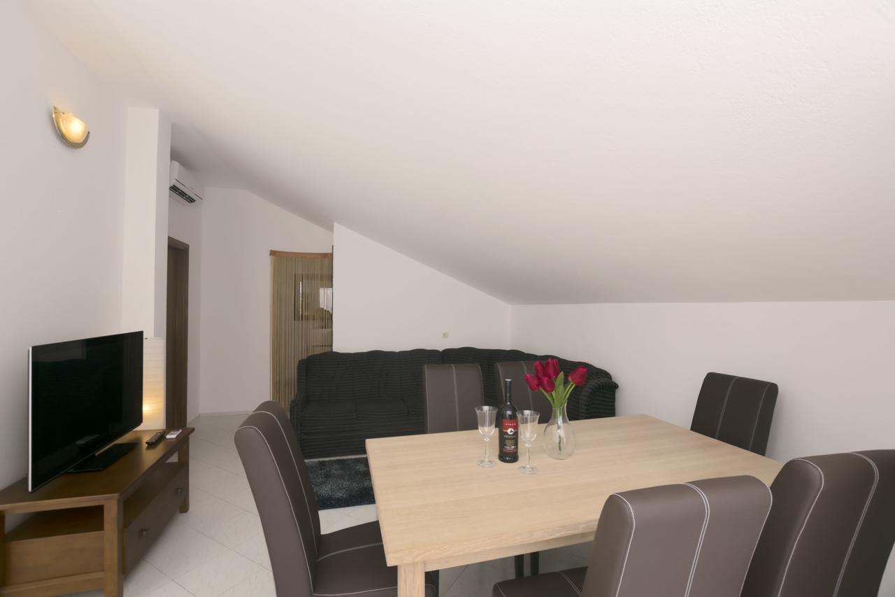 Apartments Katarina Pirovac Kültér fotó