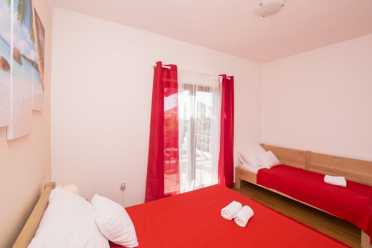 Apartments Katarina Pirovac Kültér fotó
