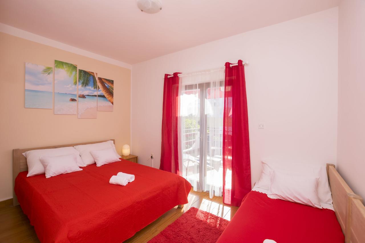 Apartments Katarina Pirovac Kültér fotó